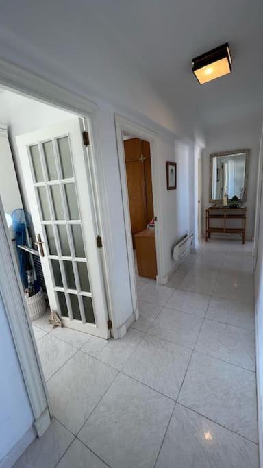 Ferienwohnung Apartamento Con Acceso Directo A La Playa Valencia Exterior foto